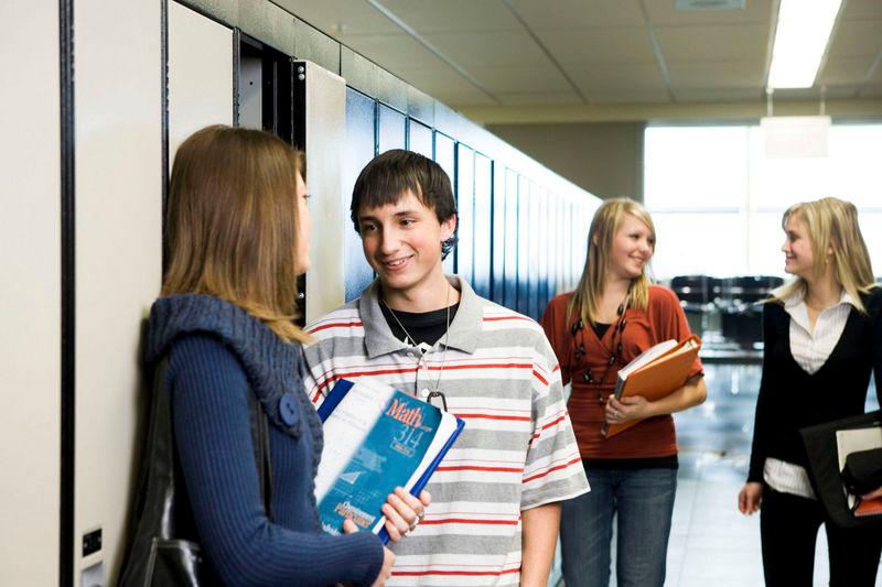 Different Schools, Different Environments onlinefreespanish